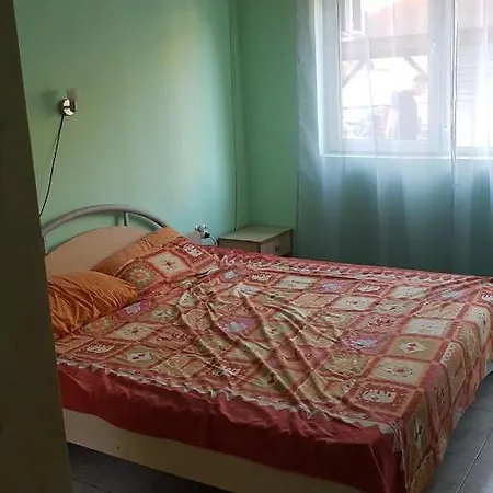 Natalya Bravo 2